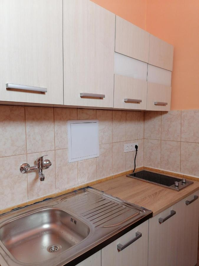 Keleti Apartman *